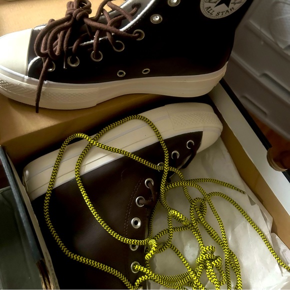 Leather chuck Taylor’s NWT - Picture 3 of 16